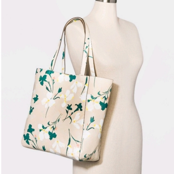 Reversible Tote Handbag - Picture 2 of 9